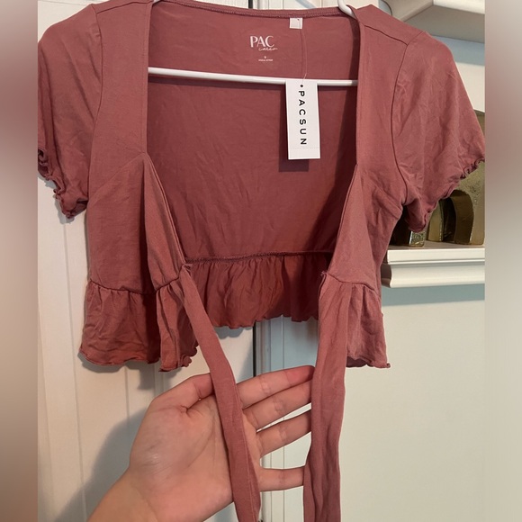 PacSun Ruffle Flutter T-Shirt Pink - Picture 3 of 6